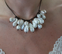 Italian Pearl Cluster Necklace - Chocolate