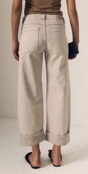 Selena Crop